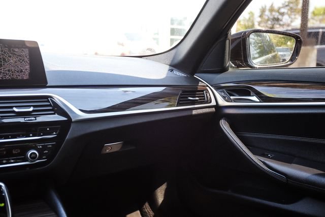 Used 2019 BMW 530i xDrive w/ Convenience Package AWD/4WD image 25