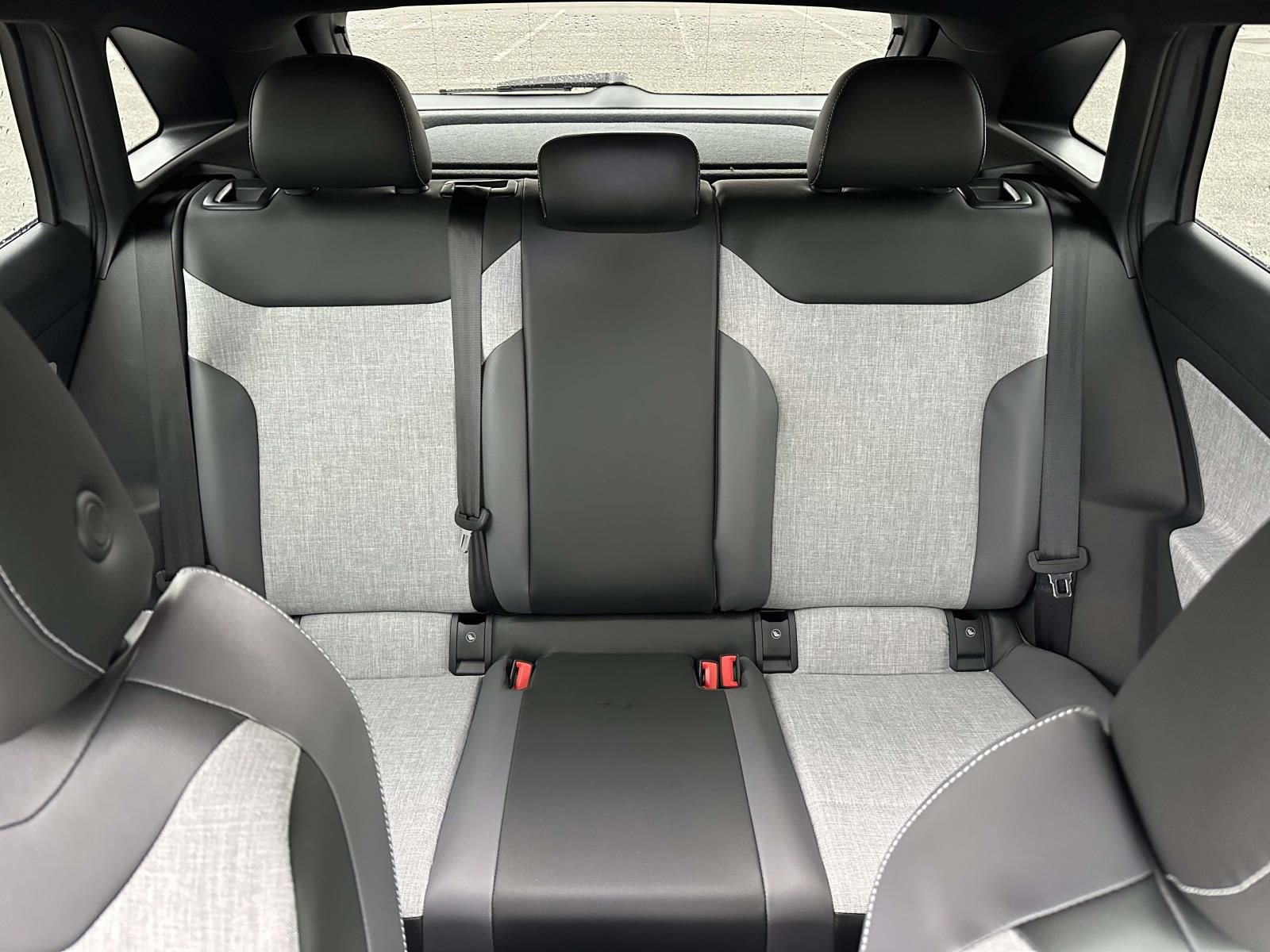 New 2026 Volkswagen ID.4 Pro AWD/4WD image 14