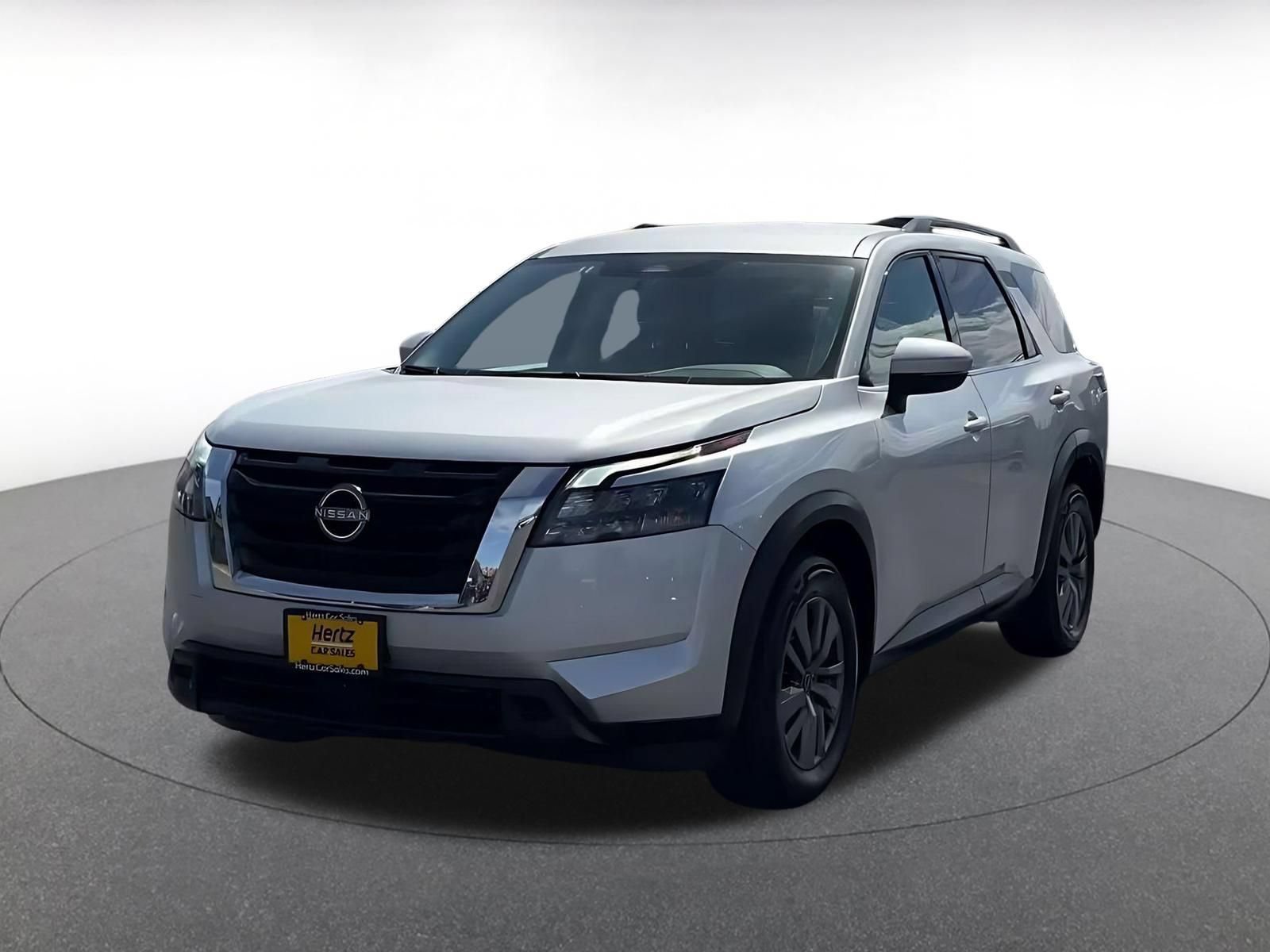 Used 2025 Nissan Pathfinder SV AWD/4WD image 5