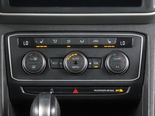 Used 2021 Volkswagen Atlas SE w/ Technology Package w/ Panoramic Sunroof Package image 23