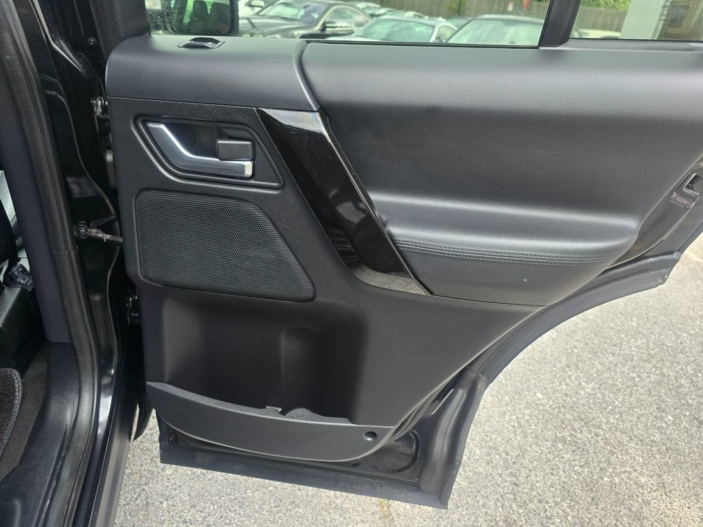 Used 2014 Land Rover LR2 HSE AWD/4WD image 14