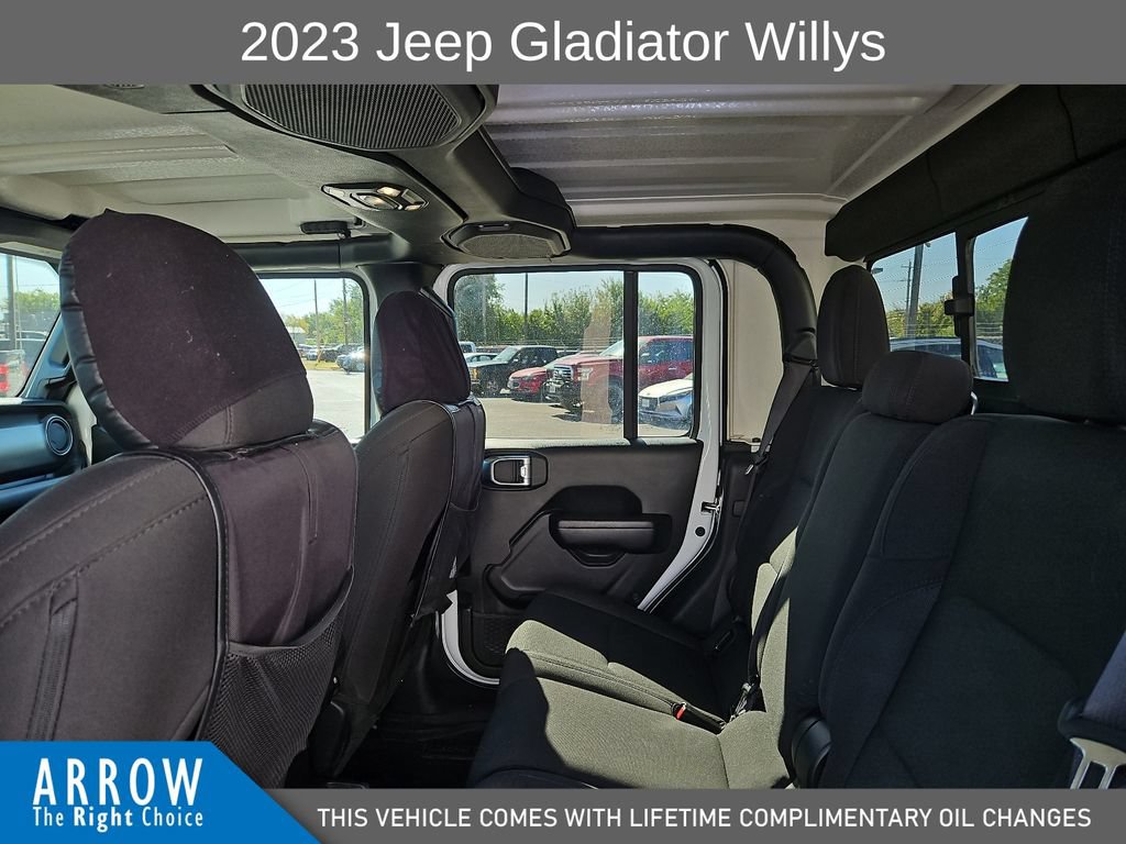 Used 2023 Jeep Gladiator Sport AWD/4WD image 19
