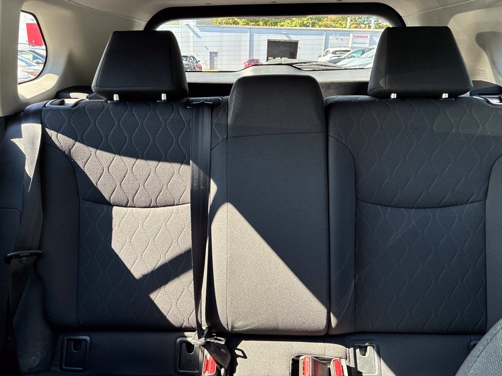 Used 2023 Toyota Corolla Cross LE w/ Moonroof Package AWD/4WD image 25