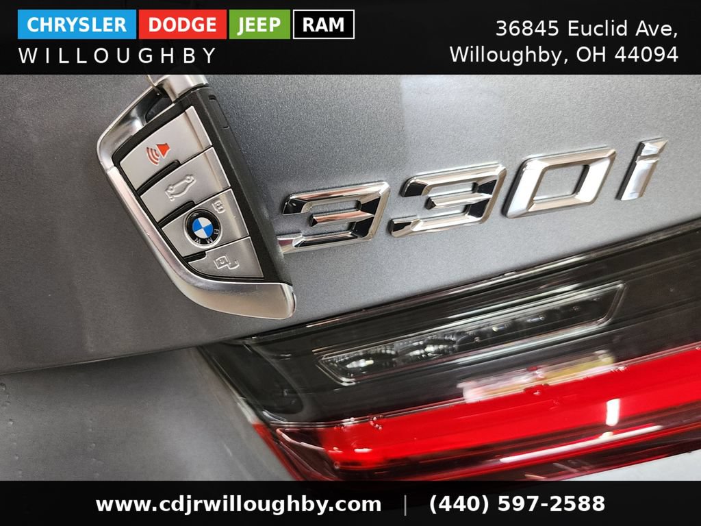 Used 2025 BMW 330i xDrive Sedan w/ Convenience Package AWD/4WD image 43