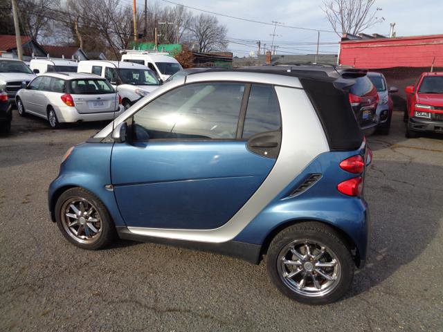 Used 2010 smart fortwo passion image 3