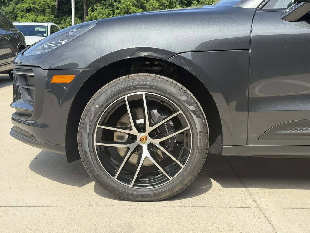 New 2026 Porsche Macan AWD/4WD image 12