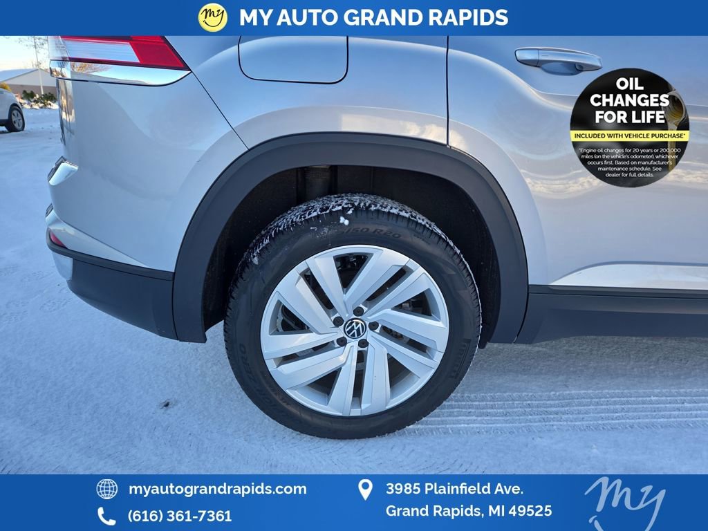 Used 2022 Volkswagen Atlas Cross Sport SE image 33