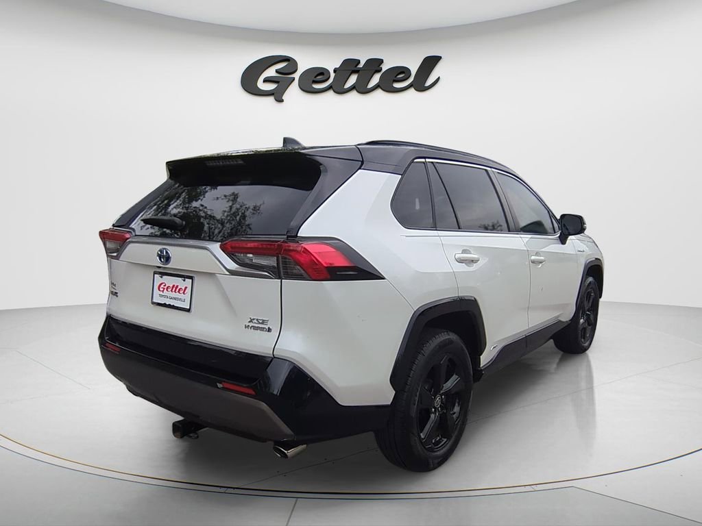 Used 2021 Toyota RAV4 XSE w/ XSE Grade Weather Package AWD/4WD image 5