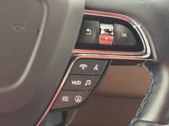 Used 2024 Lincoln Navigator Reserve AWD/4WD image 12