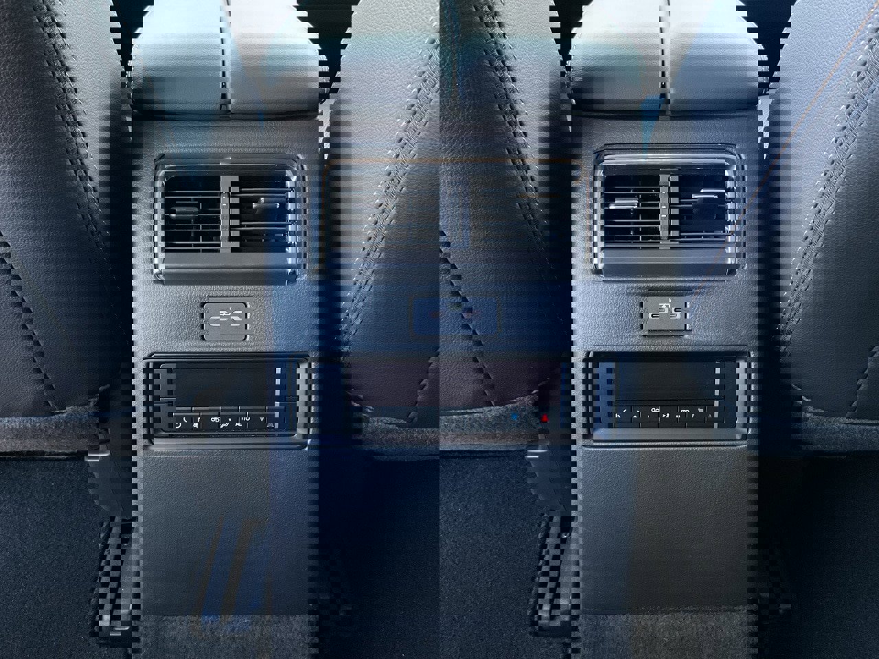 Used 2025 MAZDA CX-70 3.3 Turbo w/ Preferred Package image 24