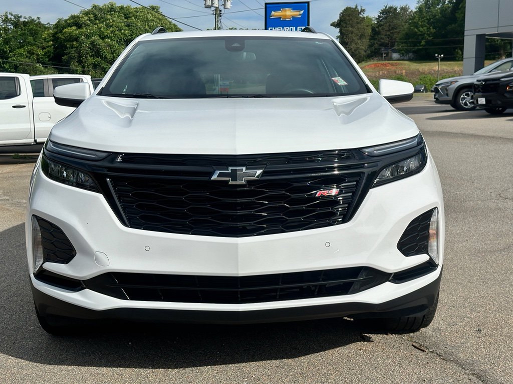 Used 2024 Chevrolet Equinox RS w/ LPO, Floor Liner Package FWD image 8