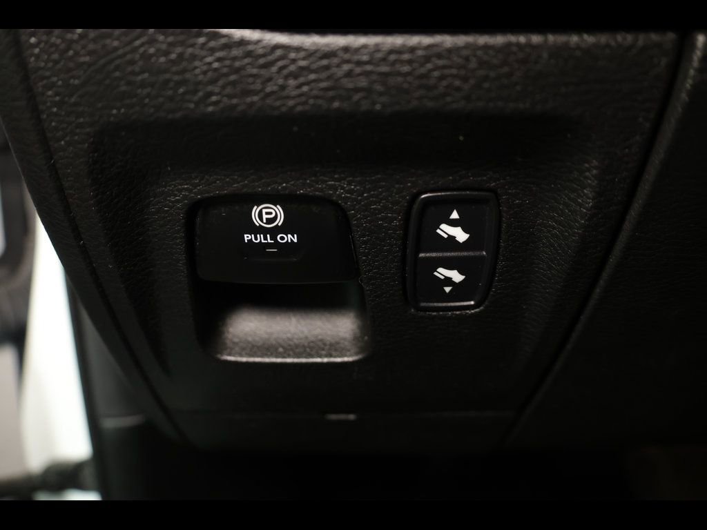 Used 2022 RAM 1500 Big Horn image 28