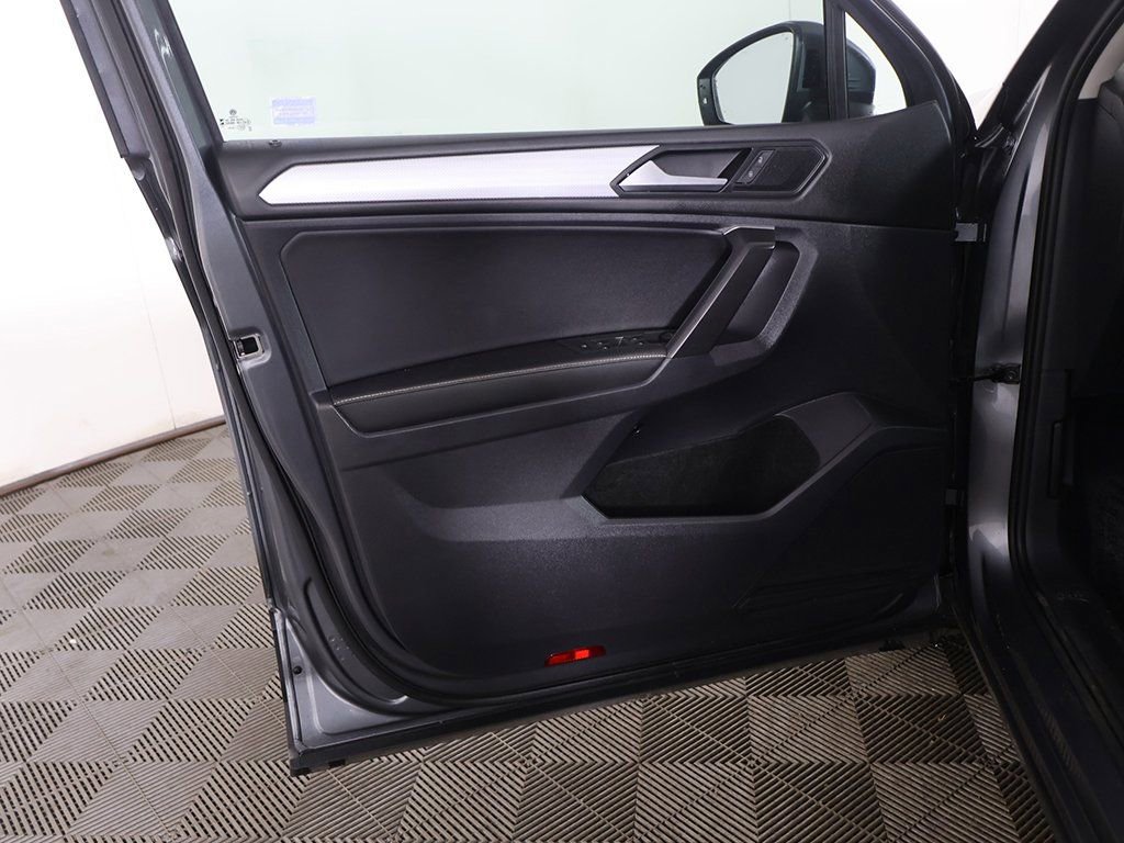 Used 2024 Volkswagen Tiguan S image 21