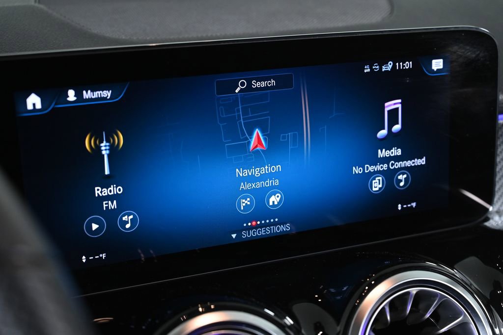 Used 2022 Mercedes-Benz GLB 35 AMG 4MATIC image 19