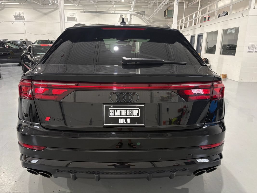Used 2026 Audi SQ8 Prestige AWD/4WD image 6