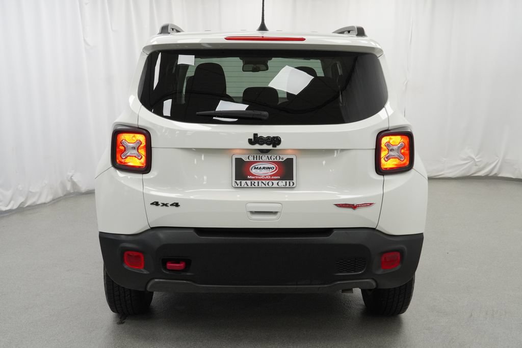 Certified 2023 Jeep Renegade Trailhawk AWD/4WD image 11