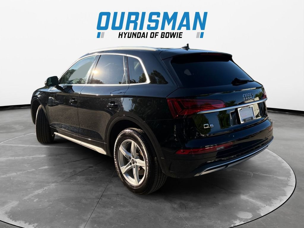 Used 2021 Audi Q5 2.0T Premium w/ Convenience Package AWD/4WD image 4