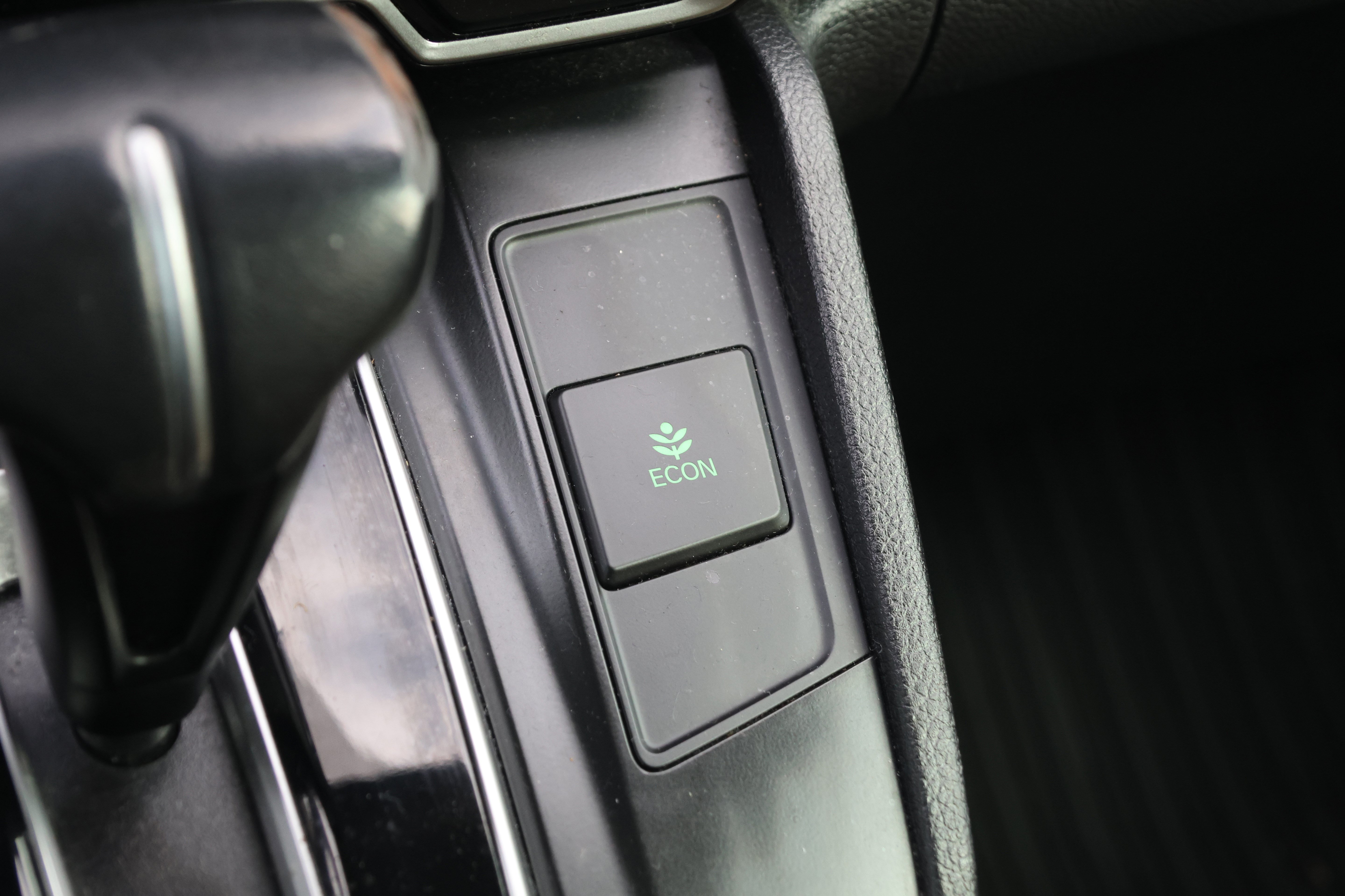 Used 2018 Honda CR-V EX-L image 30