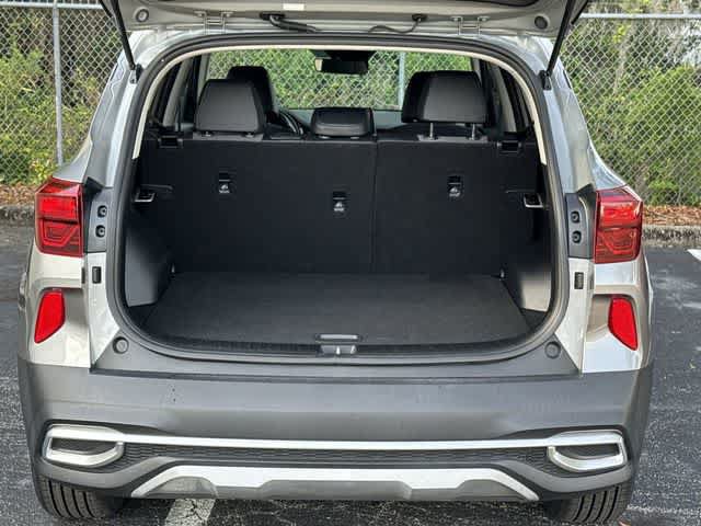 Used 2023 Kia Seltos S w/ Navigation Package FWD image 29