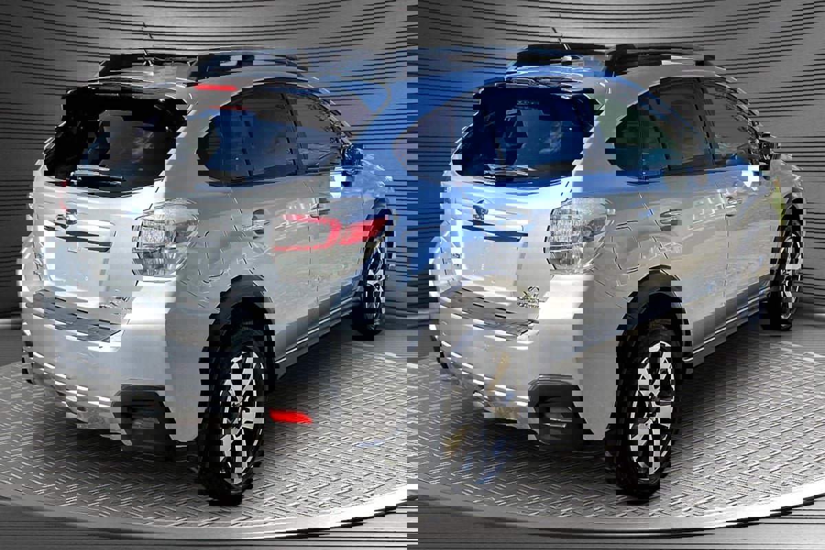 Used 2015 Subaru Crosstrek Touring w/ Popular Package #1 image 6