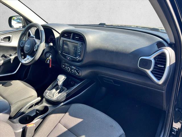 Used 2022 Kia Soul LX w/ Technology Package FWD image 22