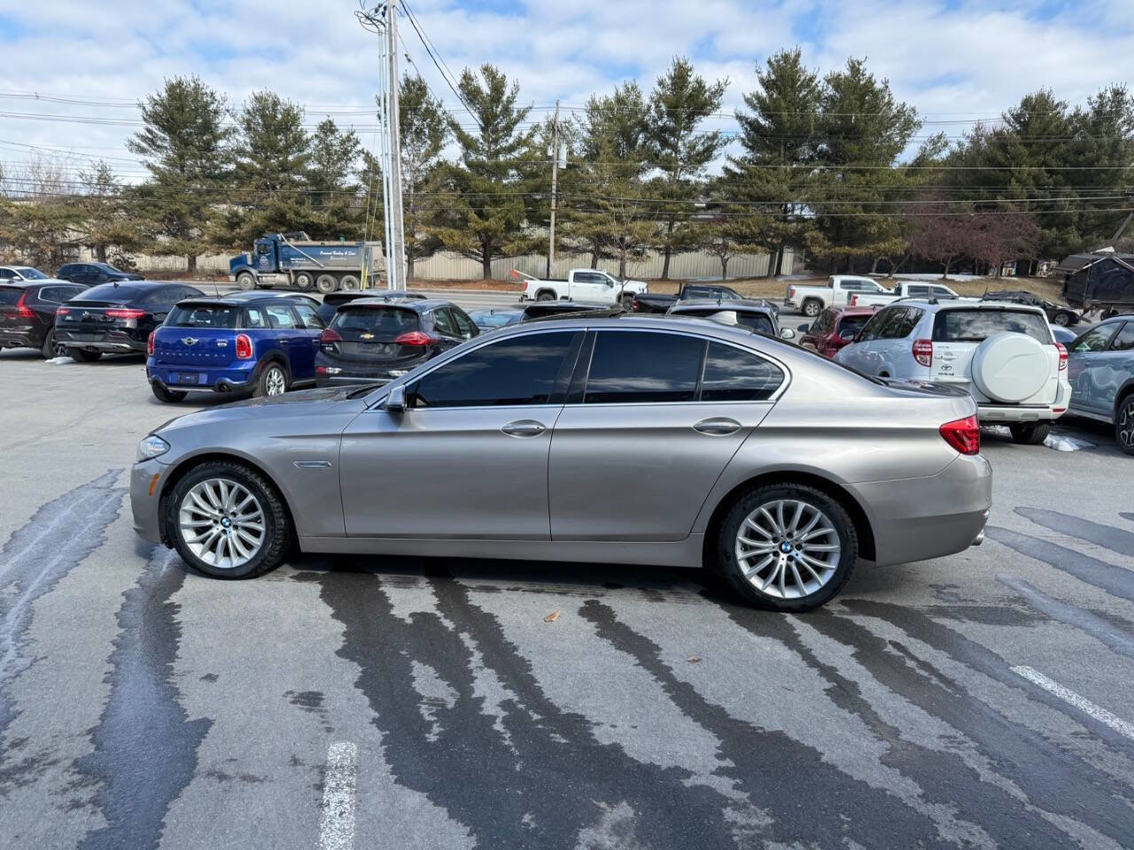 Used 2015 BMW 528i xDrive Sedan image 9