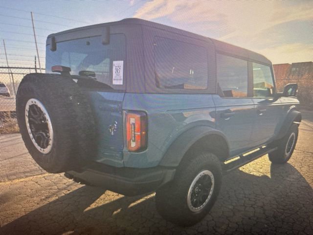 Used 2023 Ford Bronco Badlands image 2