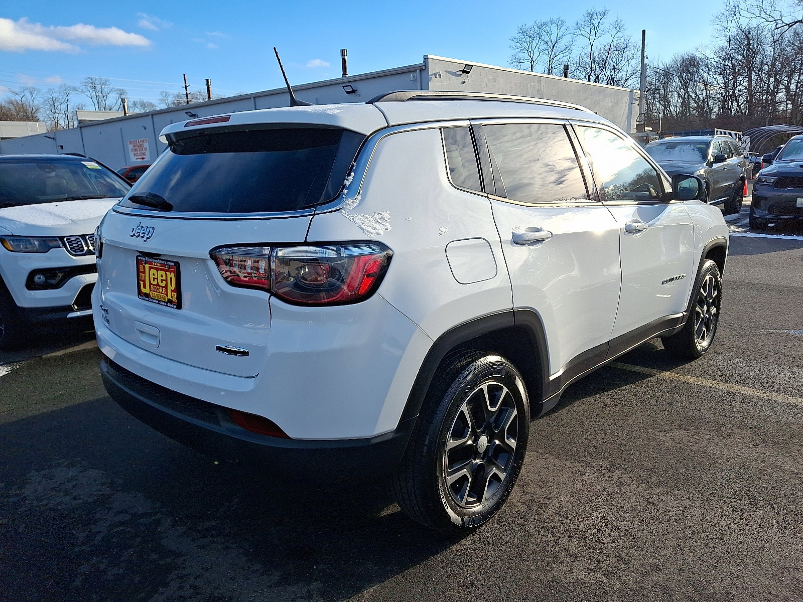 Certified 2022 Jeep Compass Latitude image 6