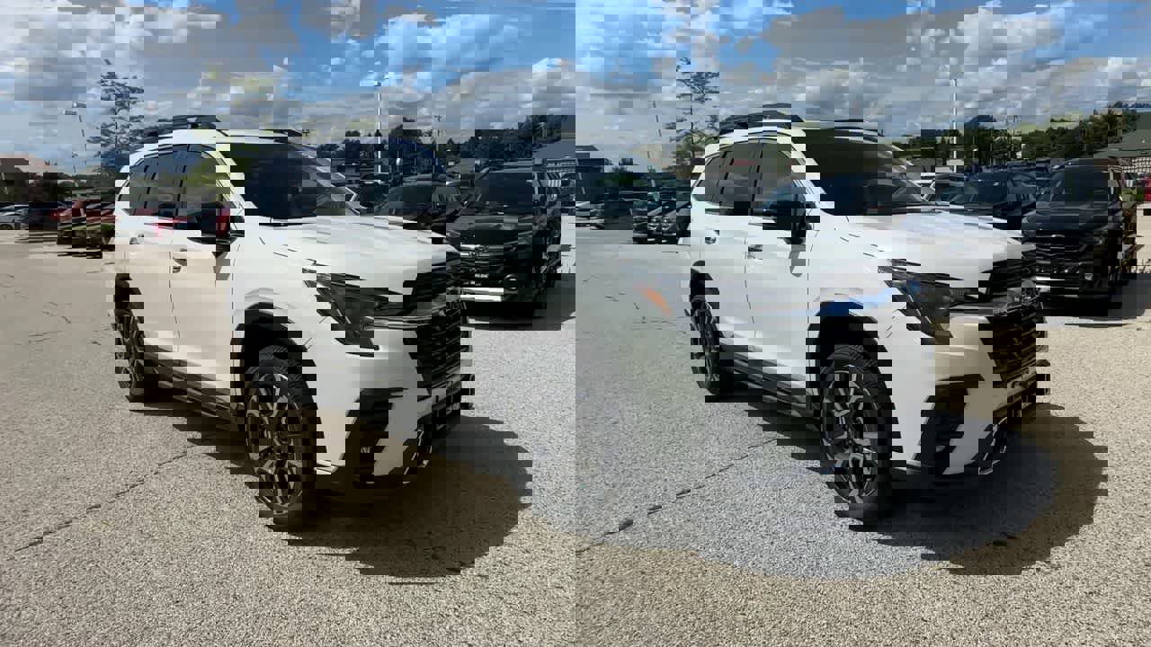 New 2025 Subaru Ascent Touring image 2