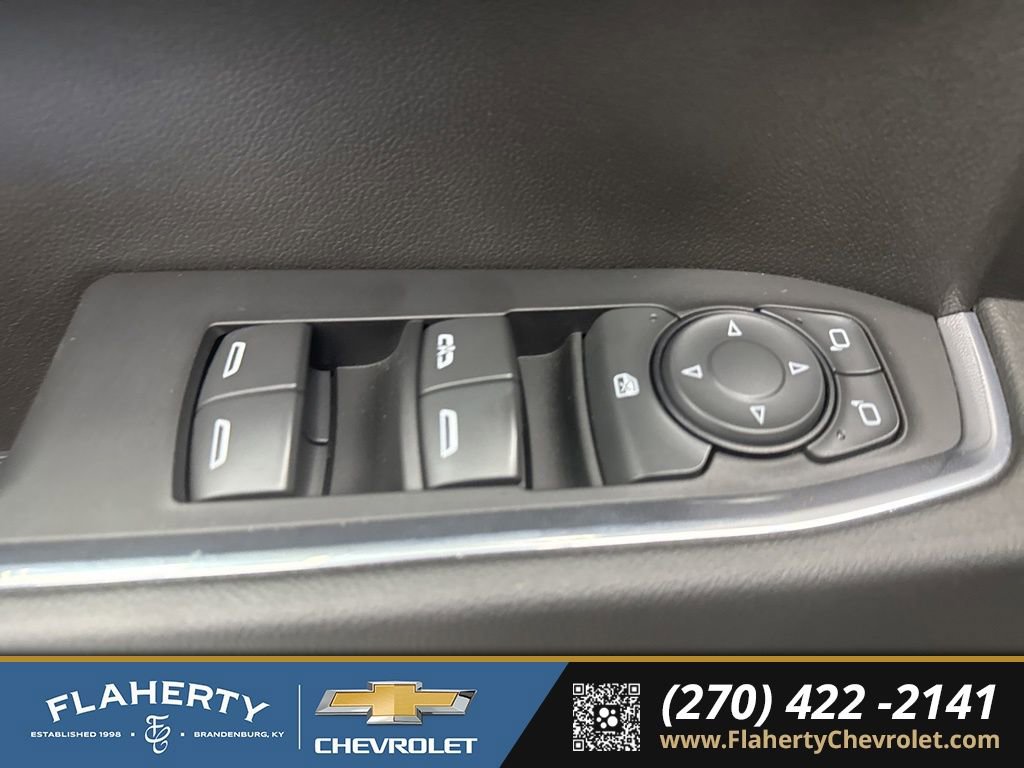 Used 2022 Chevrolet Silverado 1500 RST image 18