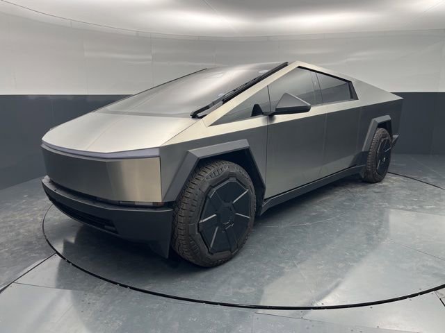 Used 2025 Tesla Cybertruck AWD Crew Cab image 3