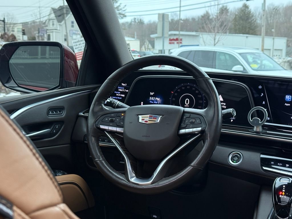 Used 2021 Cadillac Escalade Premium Luxury image 22