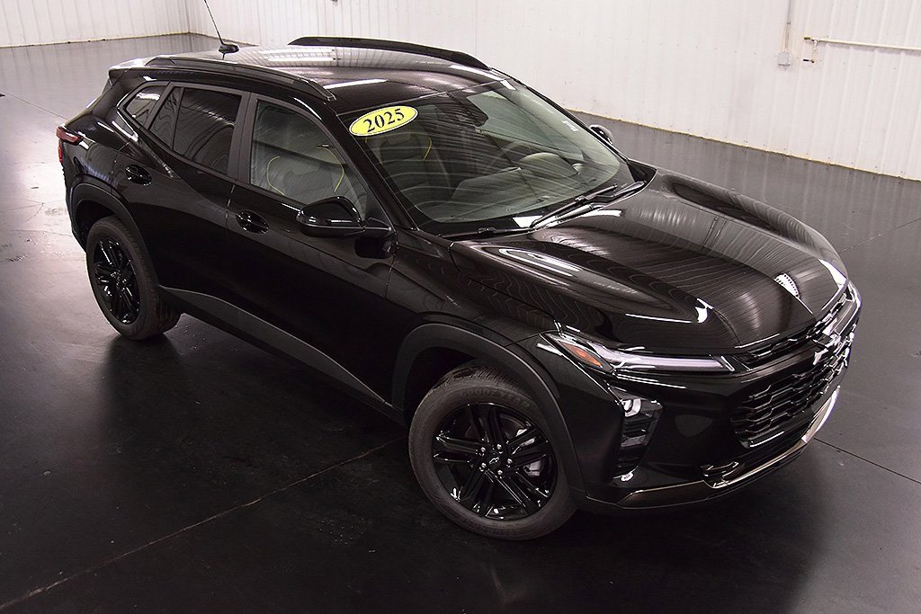 New 2025 Chevrolet Trax ACTIV w/ Driver Confidence Package image 9