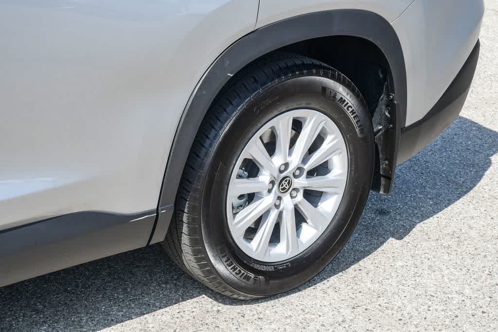 Used 2025 Toyota Grand Highlander AWD Hybrid image 11