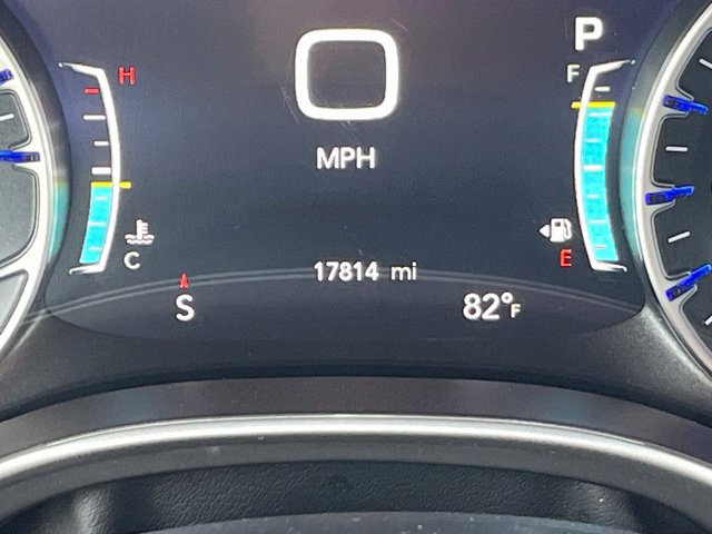 Used 2026 Chrysler Pacifica Select FWD image 34