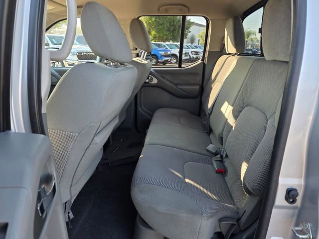 Used 2020 Nissan Frontier SV image 15