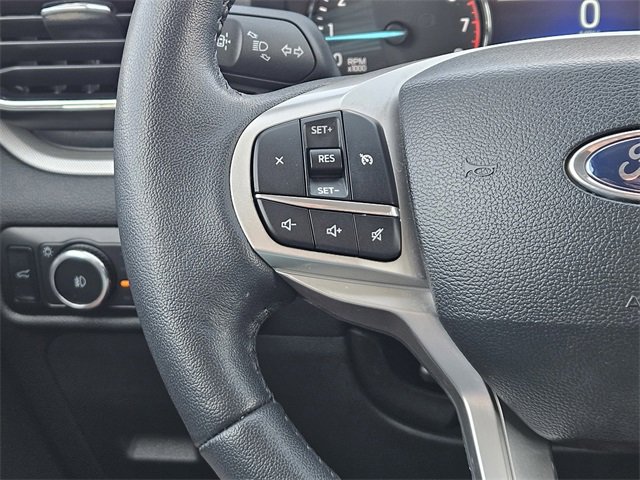 Used 2024 Ford Explorer XLT w/ Equipment Group 202A image 26