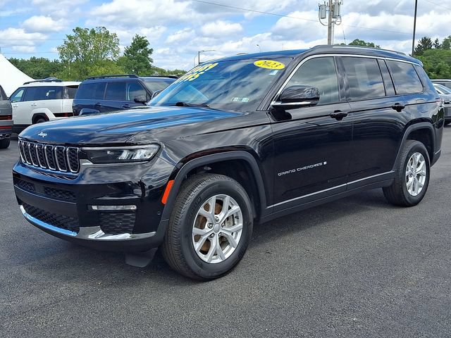 Used 2023 Jeep Grand Cherokee L Limited w/ Luxury Tech Group II AWD/4WD image 3