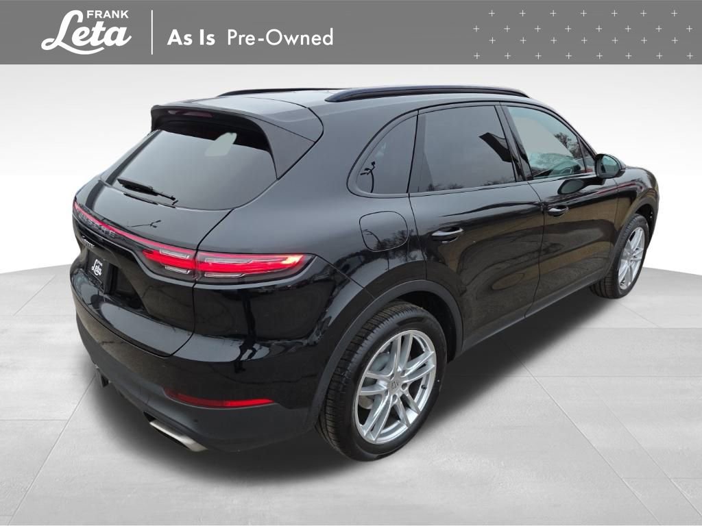 Used 2022 Porsche Cayenne w/ Premium Package image 12