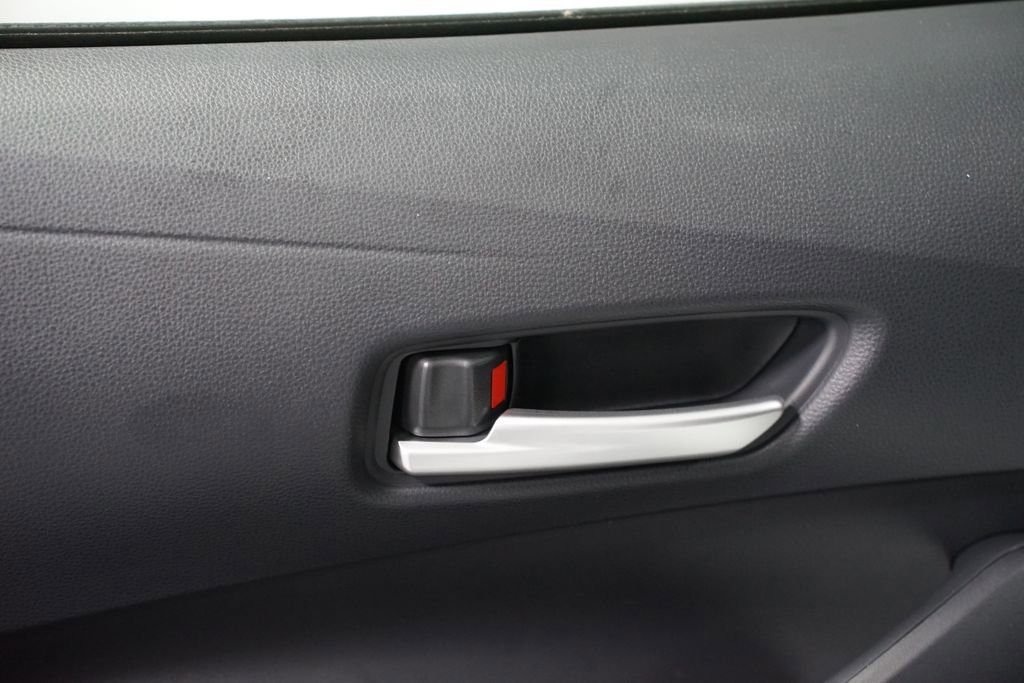 New 2026 Toyota Corolla SE FWD image 32