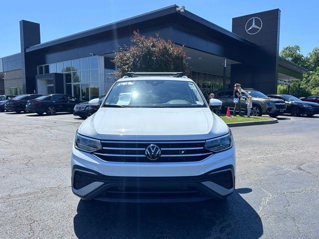Used 2024 Volkswagen Tiguan Wolfsburg Edition FWD image 3