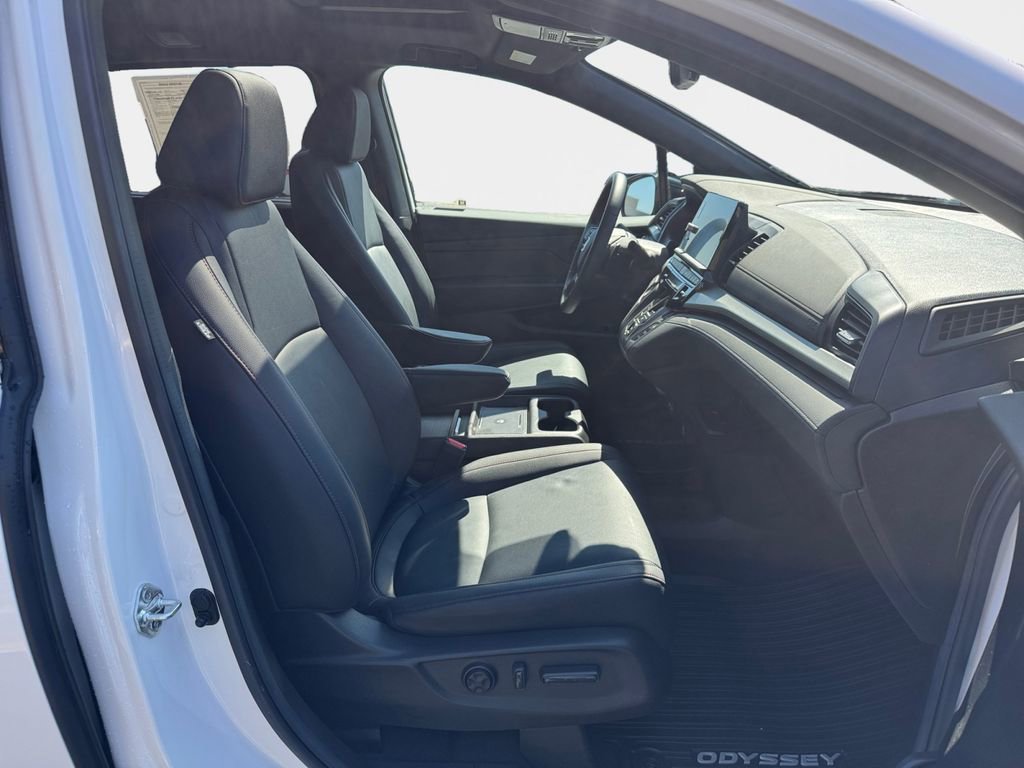 Certified 2025 Honda Odyssey Sport-L image 19