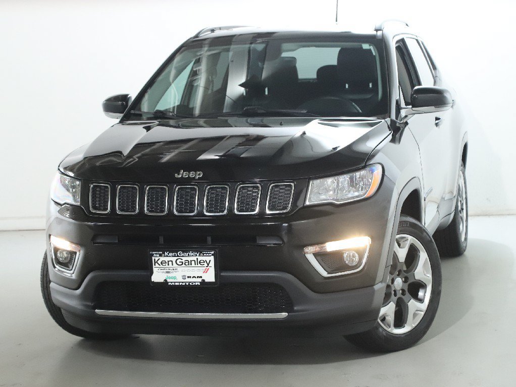 Used 2018 Jeep Compass Limited w/ Safe & Security Group AWD/4WD image 4