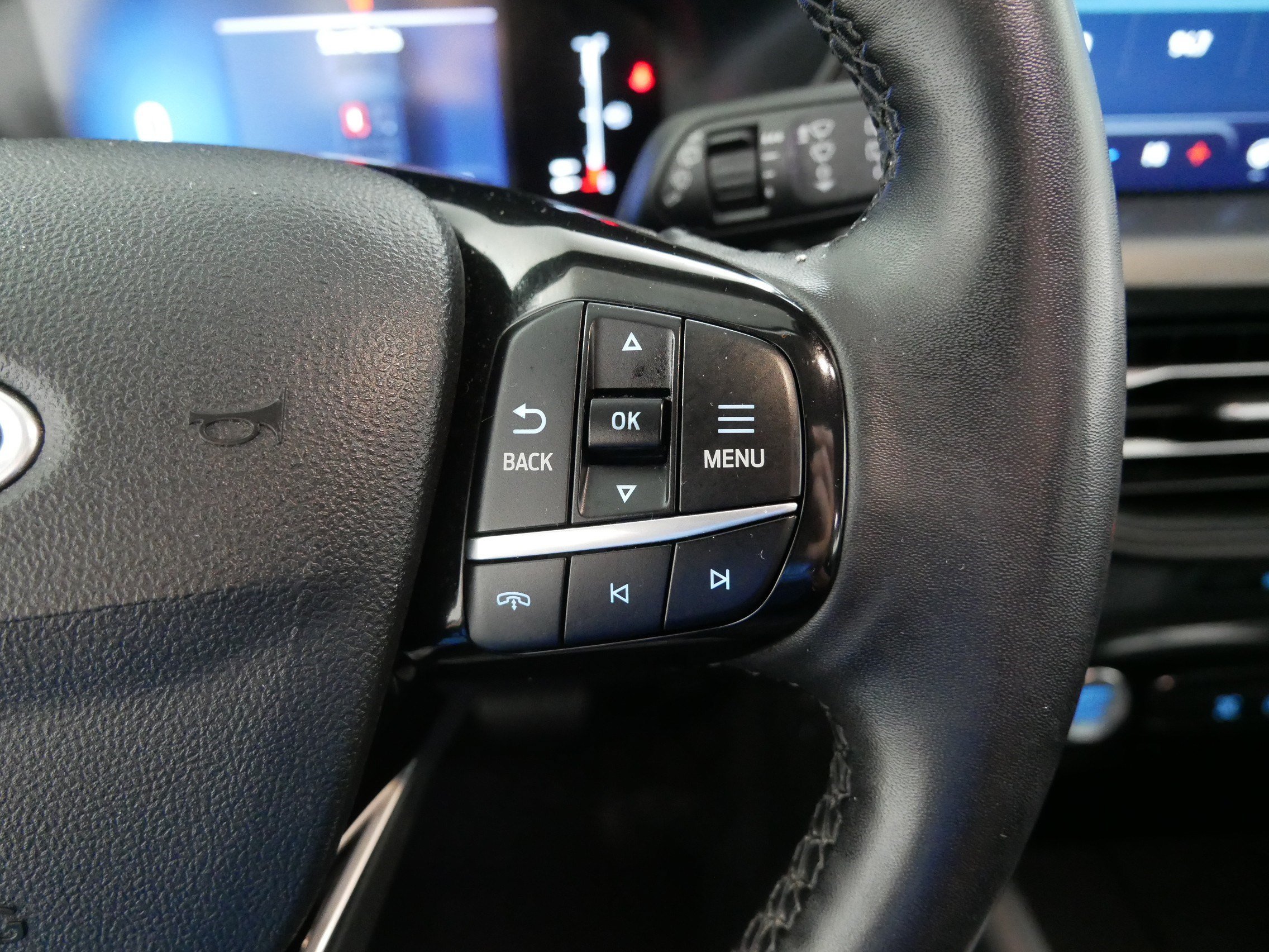 Used 2023 Ford Escape Active w/ Tech Pack #1 AWD/4WD image 28