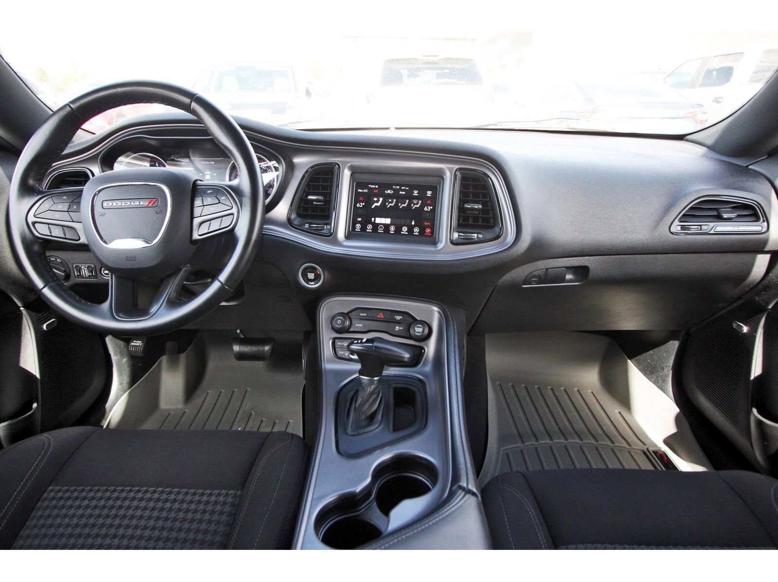 Used 2023 Dodge Challenger SXT image 11