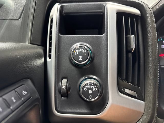 Used 2017 GMC Sierra 1500 SLT w/ SLT Premium Package AWD/4WD image 8