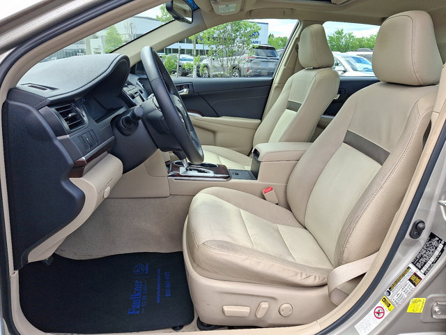 Used 2013 Toyota Camry XLE w/ Leather Pkg FWD image 15