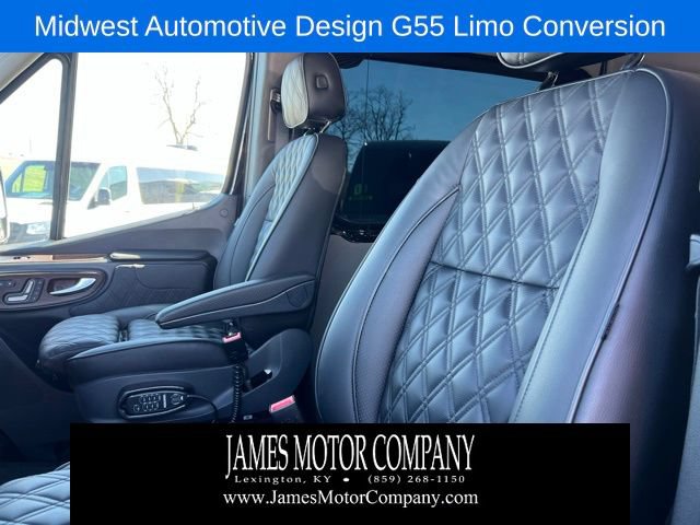 Used 2023 Mercedes-Benz Sprinter 3500 image 3