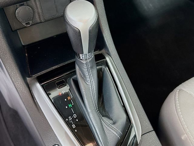 Used 2018 Toyota Corolla LE image 17