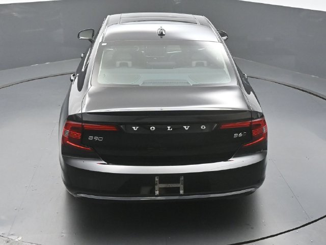 Used 2023 Volvo S90 B6 Plus AWD/4WD image 46